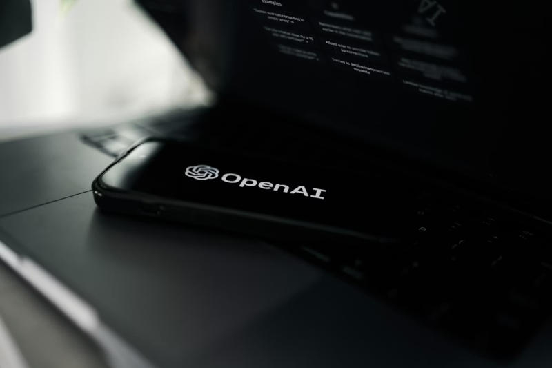 ОпенАй представила GPT‑5.4 – лідерську LLM з покращеними навичками роботи на комп’ютері у режимі агента