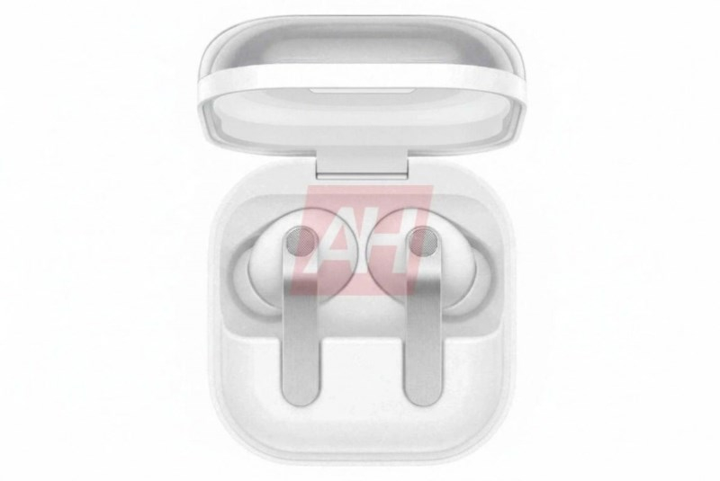 Семсунг Galaxy Buds 4 та Buds 4 Pro з’явилися на фотографіях перед офіційним оголошенням.