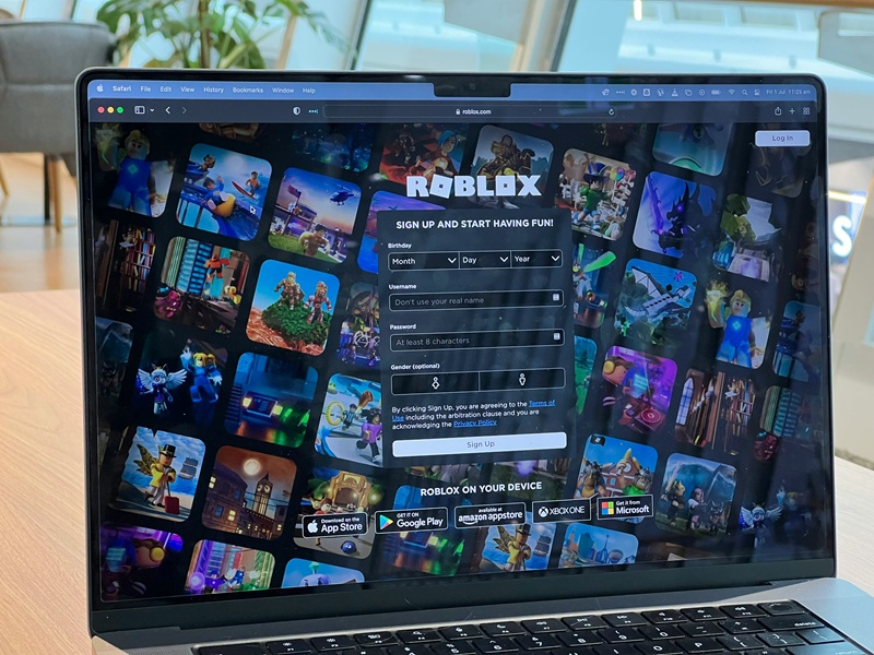 Роблокс перевершила Steam, PlayStation і Fortnite за обсягом зростання гральної індустрії.