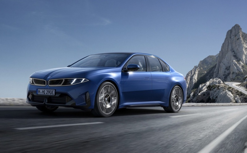 BMW представив i3 – перший повністю електричний седан 3‑го класу.