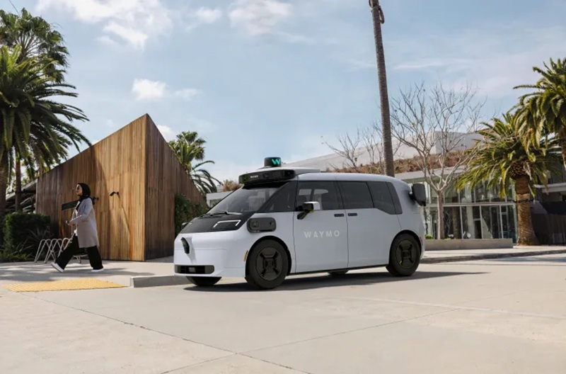 Waymo ввела у експлуатацію шосте покоління роботаксі: спочатку для співробітників, а тепер для широкої публіки — десятки тисяч автомобілів